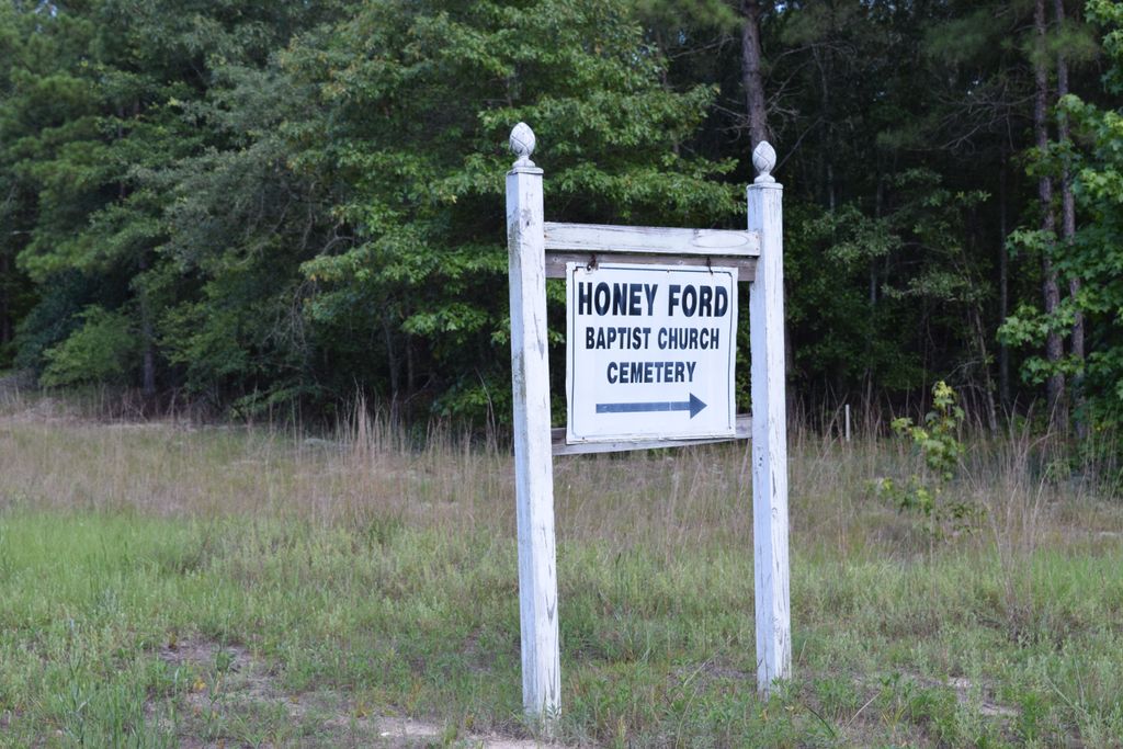 Honey Ford Cemetery sign